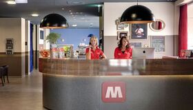 Salzburg, Meininger Hotel - Rezeption