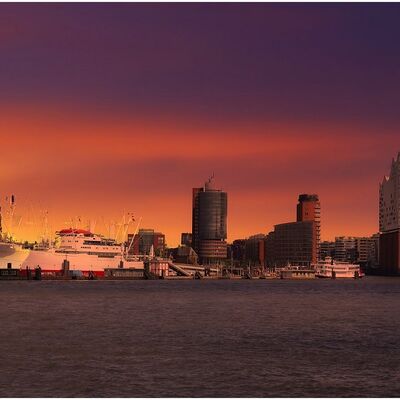Klassenfahrt Hamburg - Elbe in der Abendstimmung