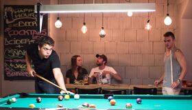 wombat's CITY HOSTEL Wien Am Naschmarkt, Billiard