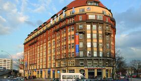 Klassenfahrt Hamburg - A&O Hamburg HBF, Außenansicht