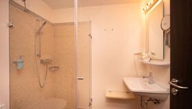 Gruppenreise-Dresden - Hotel-Wildermann, Badezimmer