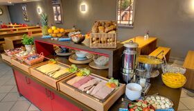 Klassenfahrt München - Meininger-City-Center, Frühstücksbuffet
