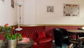 Dresden - Mondpalast, Lobby