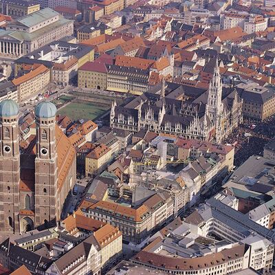 Klassenfahrt München, Frauendom mit Rathaus