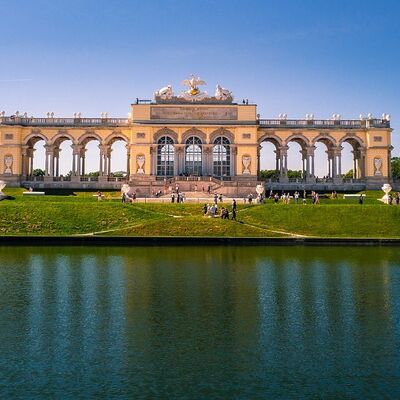 Klassenfahrt Wien - Gloriette am Schloss Schönbrunn